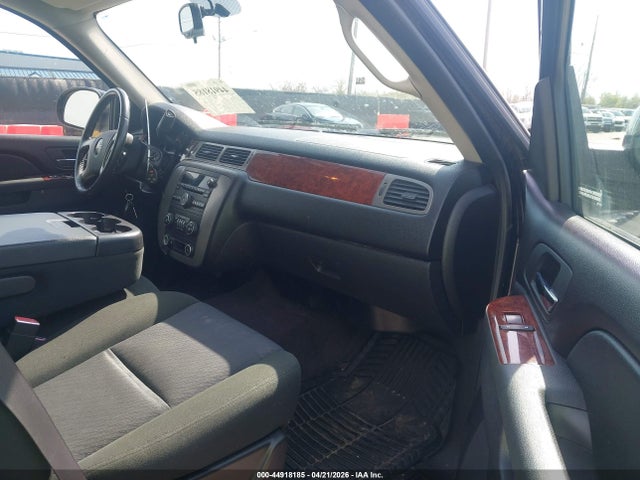 2011 Gmc Yukon Sle მანქანა იყიდება აუქციონზე, vin: 1GKS2AE09BR119153, აუქციონის ნომერი: 44918185
