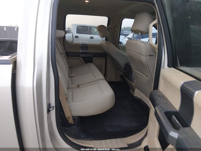 44918189 :رقم المزاد ، 1FTEW1CG2HKC16581 vin ، 2017 Ford F-150 Xlt مزاد بيع