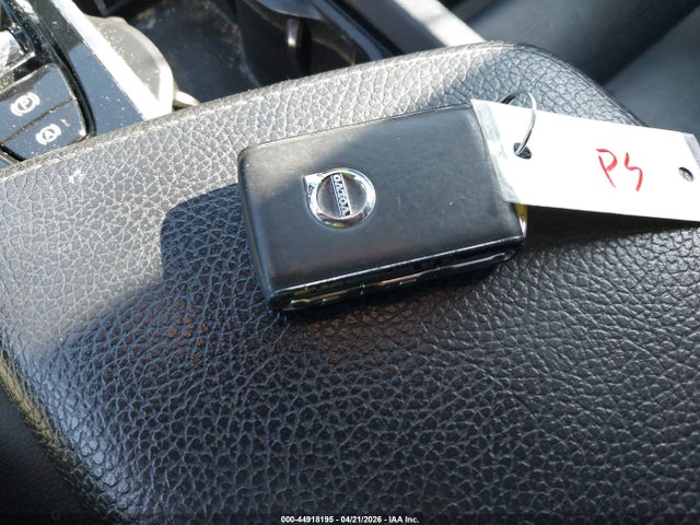 LYVA22RL1JB079321 Volvo Xc60 T6 Inscription