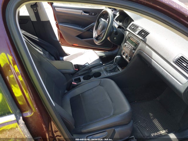 44918198 :رقم المزاد ، 1VWAT7A39EC022272 vin ، 2014 Volkswagen Passat 1.8t Wolfsburg Edition مزاد بيع