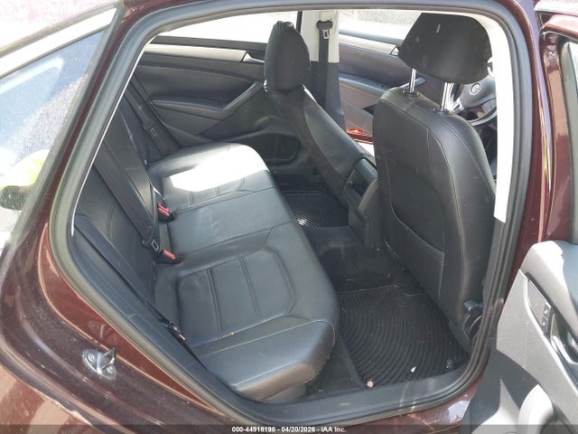 44918198 :رقم المزاد ، 1VWAT7A39EC022272 vin ، 2014 Volkswagen Passat 1.8t Wolfsburg Edition مزاد بيع