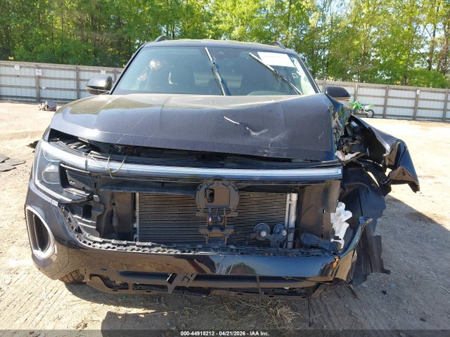 2024 Volkswagen Atlas 2.0t Se W/technology მანქანა იყიდება აუქციონზე, vin: 1V2HR2CA8RC570900, აუქციონის ნომერი: 44918212