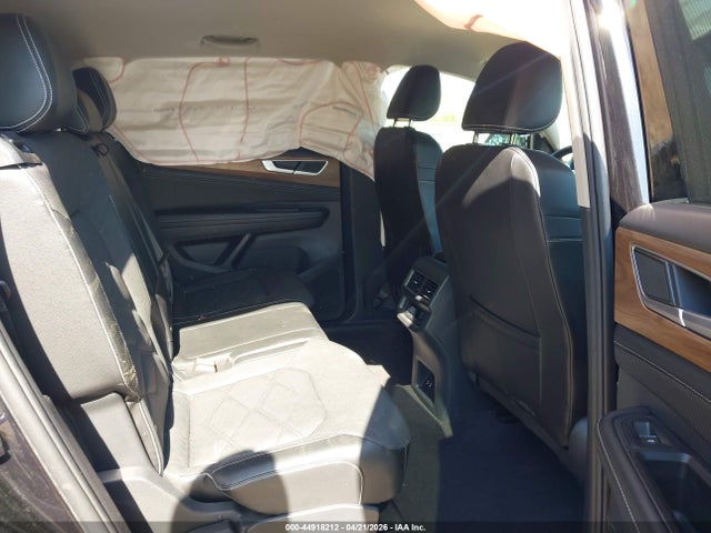 2024 Volkswagen Atlas 2.0t Se W/technology მანქანა იყიდება აუქციონზე, vin: 1V2HR2CA8RC570900, აუქციონის ნომერი: 44918212