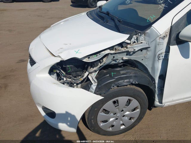 44918277 :رقم المزاد ، JTDBT4K36A4077352 vin ، 2010 Toyota Yaris مزاد بيع