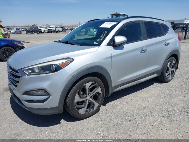 KM8J33A26HU518031 Hyundai Tucson Limited
