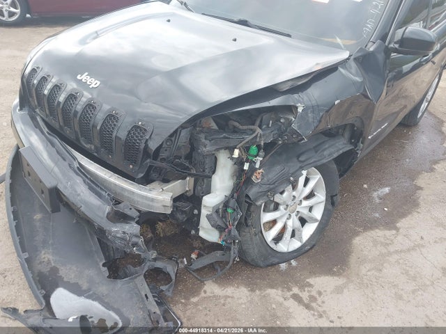 Продажа на аукционе авто 2015 Jeep Cherokee Limited, vin: 1C4PJLDB7FW585657, номер лота: 44918314