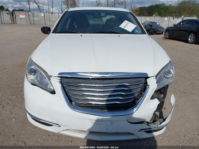 Продаж на аукціоні авто 2011 Chrysler 200 Limited, vin: 1C3BC2FG5BN571980, номер лоту: 44918360