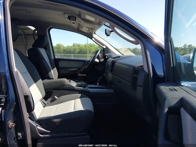 44918467 :رقم المزاد ، 1N6BA0EC0AN309851 vin ، 2010 Nissan Titan Pro-4x مزاد بيع