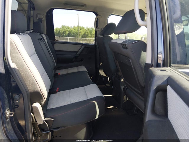 44918467 :رقم المزاد ، 1N6BA0EC0AN309851 vin ، 2010 Nissan Titan Pro-4x مزاد بيع