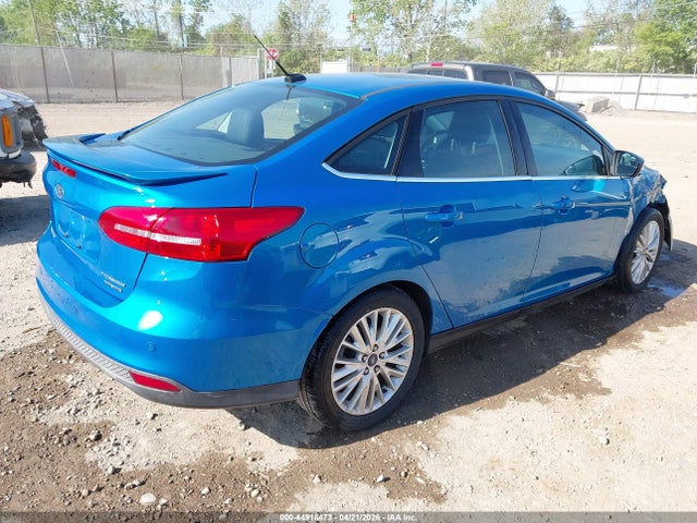 2015 Ford Focus Titanium მანქანა იყიდება აუქციონზე, vin: 1FADP3J2XFL374157, აუქციონის ნომერი: 44918473