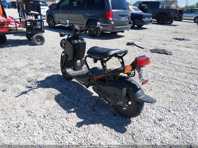 JH2AF5815GK401580 Honda NPS50