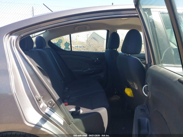 Продажа на аукционе авто 2016 Nissan Versa 1.6 S/1.6 S+/1.6 Sl/1.6 Sv, vin: 3N1CN7AP3GL824335, номер лота: 44918488