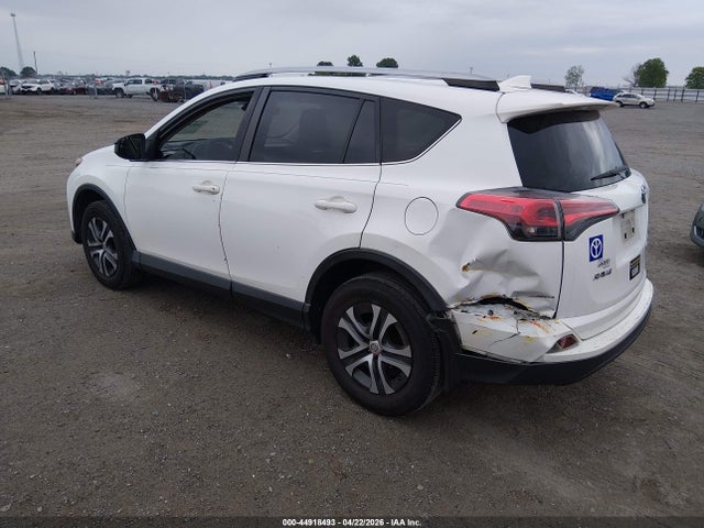 44918493 :رقم المزاد ، JTMBFREV3JJ261022 vin ، 2018 Toyota Rav4 Le مزاد بيع