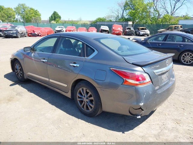2015 Nissan Altima 2.5 S მანქანა იყიდება აუქციონზე, vin: 1N4AL3AP7FN360568, აუქციონის ნომერი: 44918498