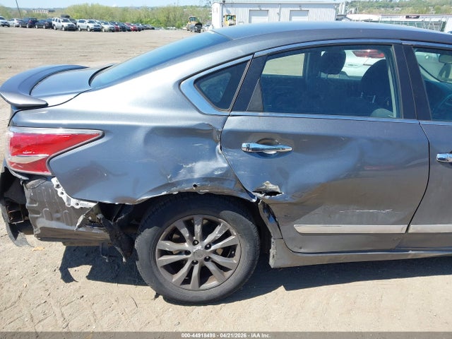 2015 Nissan Altima 2.5 S მანქანა იყიდება აუქციონზე, vin: 1N4AL3AP7FN360568, აუქციონის ნომერი: 44918498