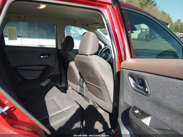 44918500 :رقم المزاد ، 5N1BT3BB2PC775677 vin ، 2023 Nissan Rogue Sv Intelligent Awd مزاد بيع