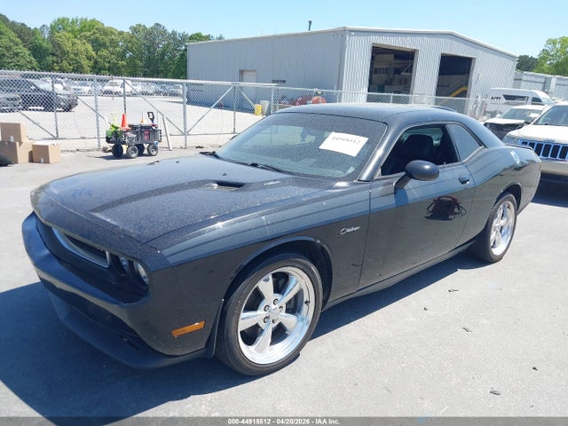44918512 :رقم المزاد ، 2C3CDYBT5DH570234 vin ، 2013 Dodge Challenger R/t Classic مزاد بيع