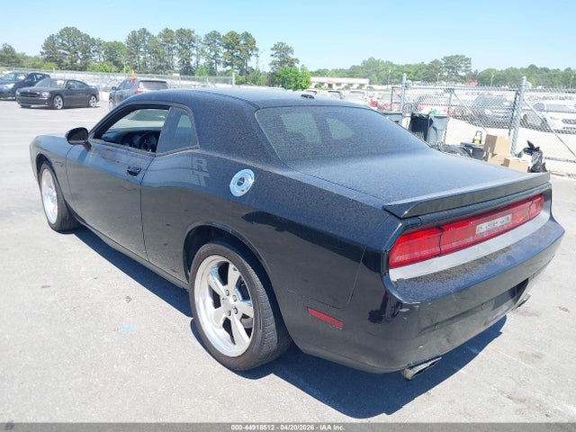 44918512 :رقم المزاد ، 2C3CDYBT5DH570234 vin ، 2013 Dodge Challenger R/t Classic مزاد بيع