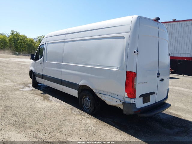 44918518 :رقم المزاد ، W1W40CHY3MT053751 vin ، 2021 Mercedes-benz Sprinter 2500 High Roof I4 مزاد بيع