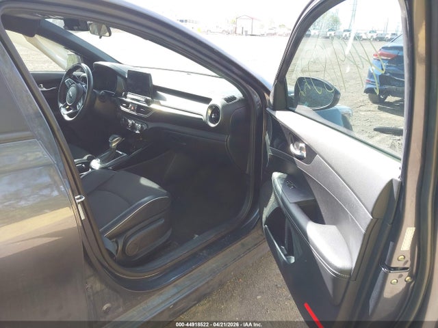 Продажа на аукционе авто 2021 Kia Forte Gt-line, vin: 3KPF34AD0ME269395, номер лота: 44918522