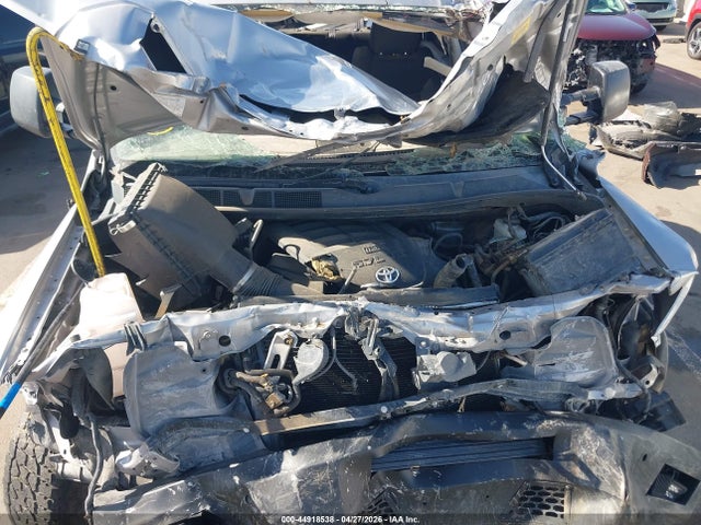 5TFEY5F15FX188171 Toyota Tundra Sr5 5.7l V8