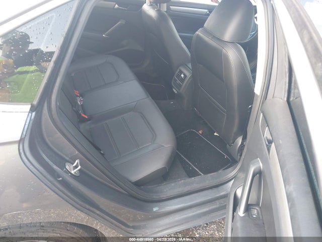 Aukcja sprzedaży 2022 Volkswagen Passat 2.0t Se, vin: 1VWSA7A36NC008923, numer aukcji: 44918560