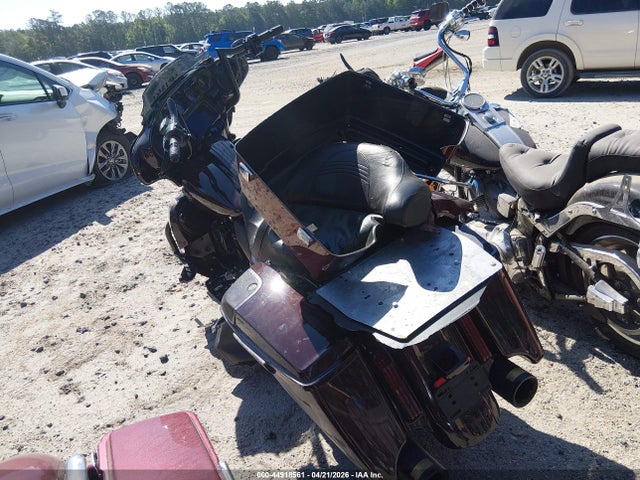Harley-Davidson FLHXSE 2019 1HD1PXL17KB955641 Image 3