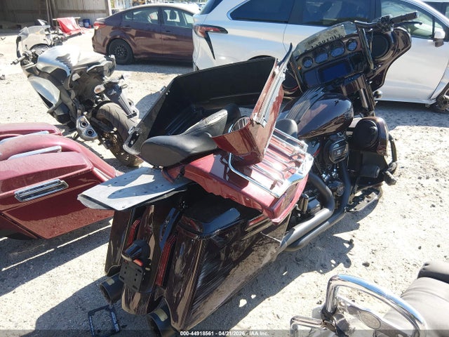 Harley-Davidson FLHXSE 2019 1HD1PXL17KB955641 Image 4