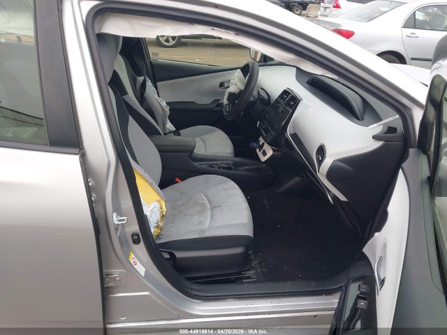 Продажа на аукционе авто 2016 Toyota Prius Two, vin: JTDKBRFU1G3521643, номер лота: 44918614