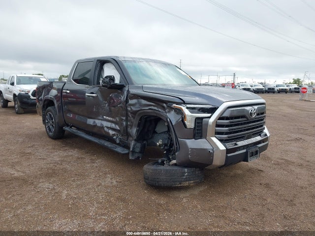2025 Toyota Tundra Limited მანქანა იყიდება აუქციონზე, vin: 5TFJA5DB8SX281257, აუქციონის ნომერი: 44918690