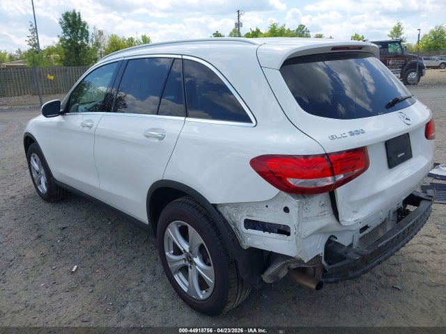 2018 Mercedes-benz Glc 300 4matic მანქანა იყიდება აუქციონზე, vin: WDC0G4KB8JF306096, აუქციონის ნომერი: 44918756