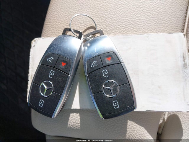 Продажа на аукционе авто 2020 Mercedes-benz Glb 250 4matic, vin: W1N4M4HB0LW025199, номер лота: 44918787