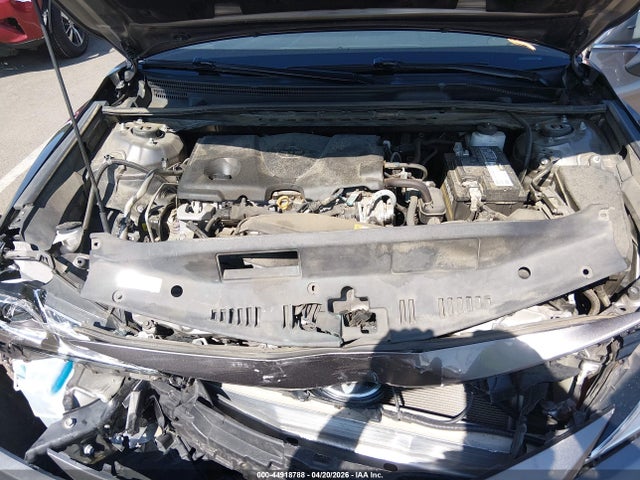 44918788 :رقم المزاد ، 4T1C11AK2MU460254 vin ، 2021 Toyota Camry Le مزاد بيع