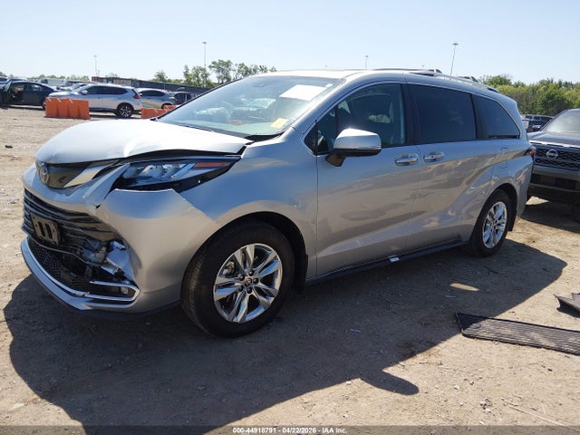 44918791 :رقم المزاد ، 5TDZSKFC0SS216526 vin ، 2025 Toyota Sienna Limited مزاد بيع