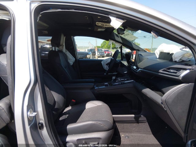 44918791 :رقم المزاد ، 5TDZSKFC0SS216526 vin ، 2025 Toyota Sienna Limited مزاد بيع
