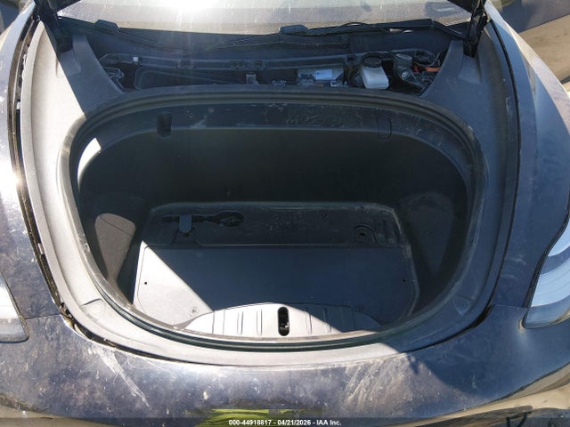 Tesla Model 3 Long Range/performance 2018 5YJ3E1EB9JF089682 Image 10