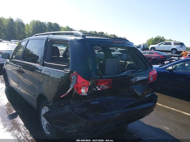 Aukcja sprzedaży 2010 Toyota Sienna Le, vin: 5TDKK4CC1AS315825, numer aukcji: 44918830