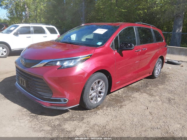 Продажа на аукционе авто 2021 Toyota Sienna Xle, vin: 5TDJRKEC4MS020683, номер лота: 44918831