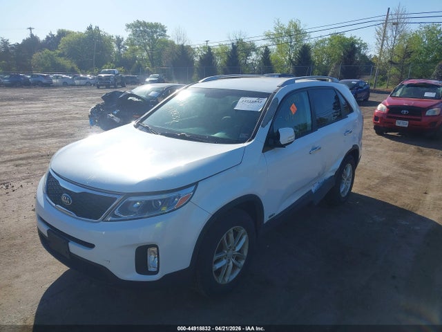 Продажа на аукционе авто 2014 Kia Sorento Lx, vin: 5XYKTDA63EG463147, номер лота: 44918832