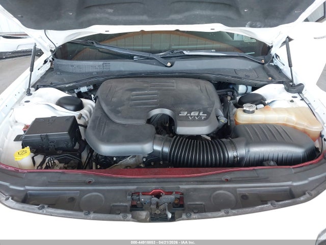44918853 :رقم المزاد ، 2C3CCAGG4GH136364 vin ، 2016 Chrysler 300 300s مزاد بيع