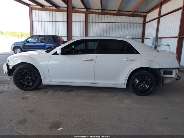 44918853 :رقم المزاد ، 2C3CCAGG4GH136364 vin ، 2016 Chrysler 300 300s مزاد بيع