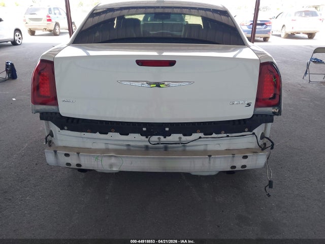 44918853 :رقم المزاد ، 2C3CCAGG4GH136364 vin ، 2016 Chrysler 300 300s مزاد بيع