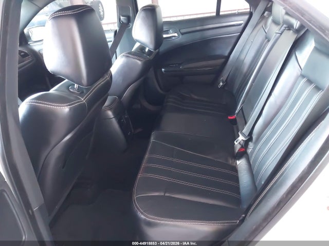 44918853 :رقم المزاد ، 2C3CCAGG4GH136364 vin ، 2016 Chrysler 300 300s مزاد بيع