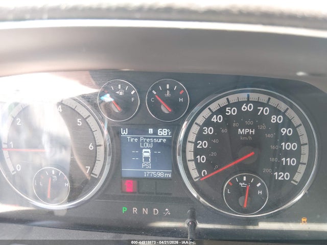 44918873 :رقم المزاد ، 1D7RV1GTXBS573354 vin ، 2011 Ram Ram 1500 Laramie مزاد بيع