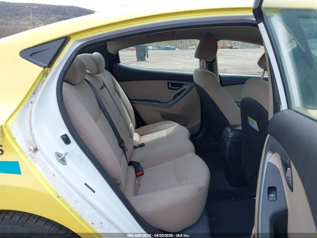 44918876 :رقم المزاد ، 5NPDH4AE9GH712354 vin ، 2016 Hyundai Elantra Se مزاد بيع