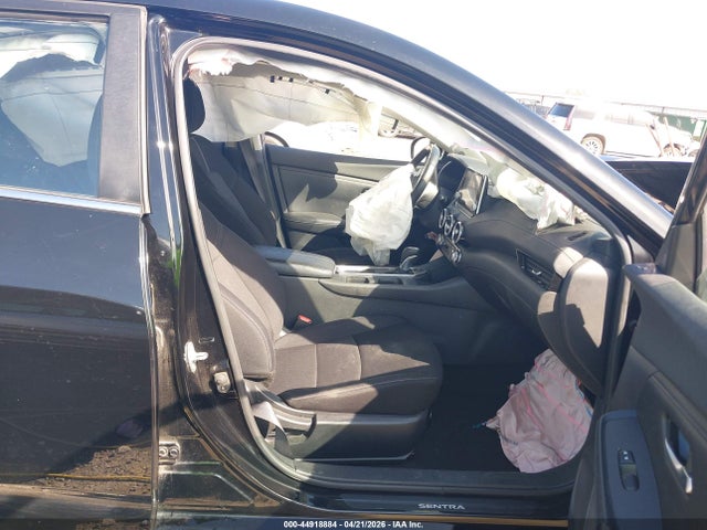 2022 Nissan Sentra Sv Xtronic Cvt მანქანა იყიდება აუქციონზე, vin: 3N1AB8CV8NY236657, აუქციონის ნომერი: 44918884