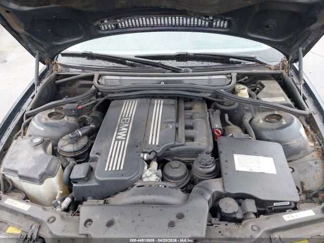 44918909 :رقم المزاد ، WBABV13404JT22178 vin ، 2004 Bmw 325ci مزاد بيع