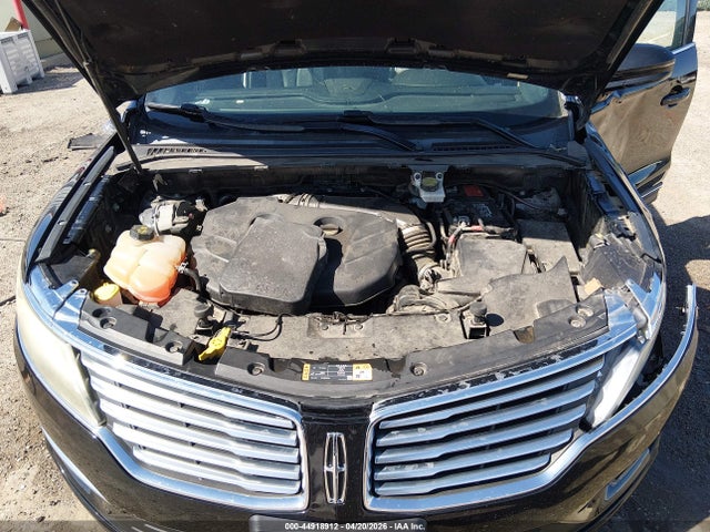 5LMCJ2D98GUJ31381 Lincoln MKC SELECT