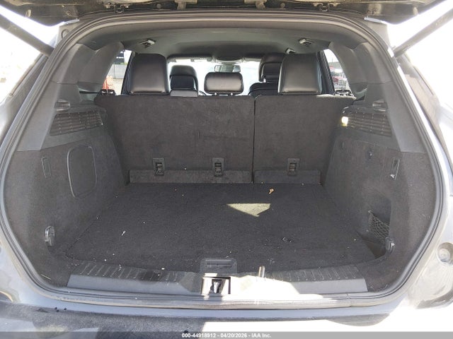 5LMCJ2D98GUJ31381 Lincoln MKC SELECT