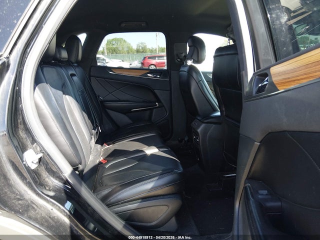 5LMCJ2D98GUJ31381 Lincoln MKC SELECT